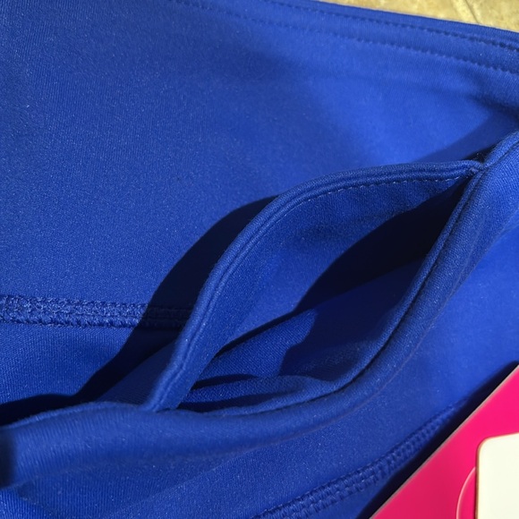 SALE🎉 YOGALICIOUS Bonded blue/gray & mesh leggings - Picture 9 of 11